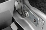 Tailgate Assist | Chevy/GMC Canyon/Colorado 2WD/4WD (2015-2022) view 4