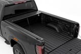 Manual Retractable Bed Cover | 6'9" Bed | Chevy/GMC 2500HD/3500HD (20-26) view 3