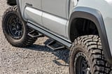 SRL2 Adj Aluminum Step | Double Cab | Toyota Tacoma 2WD/4WD (2005-2023) view 6