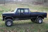 Rough Country 4 Inch Lift Kit | Rear Springs | Ford F-250 4WD (1977-1979) view 3