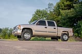 Rough Country 1.5-2 Inch Lift Kit | V2 | Chevy Silverado & GMC Sierra 1500 4WD (1999-2006 & Classic) view 3
