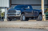 Rough Country 5 Inch Lift Kit | DRW | OE Rear Air | Ram 3500 4WD (2020-2024) view 3