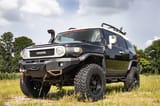 Rough Country 3 Inch Lift Kit | Red Spacers | Toyota 4Runner (03-09)/FJ Cruiser (07-14) view 2