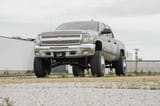 Rough Country 7.5 Inch Lift Kit | Chevy Silverado & GMC Sierra 1500 4WD (2007-2013) view 2