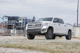 Rough Country 2.5-3 Inch Leveling Kit | Toyota Tundra 4WD (2007-2021) view 4