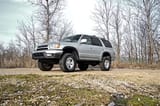 Rough Country 3 Inch Lift Kit | M1 Struts/M1 | Toyota 4Runner 2WD/4WD (1996-2002) view 2