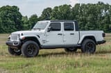 Rough Country 2.5 Inch Leveling Kits | Springs | M1R | Jeep Gladiator JT 4WD (2020-2023) view 4