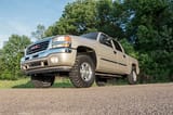 Rough Country 1.5-2 Inch Leveling Kit | Chevy/GMC Sierra 1500/Silverado 1500/Tahoe/Yukon (99-06 & Classic) view 4