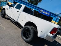Leveling Kit with 35/12.50R20 A/T Tires - Photo 6