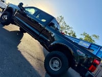 Rough Country 4.5 Lift with on 37/13.50R17 Toyo M/T on oem wheels. - Photo 2