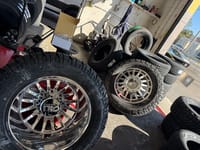 RC Leveling Kit, Cali Wheels, Milestar LT 295/60R20 Tires - Photo 3