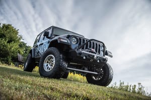 JKS Manufacturing 4.5" J-Kontrol Suspension Lift Kit, 4" Rear, STD Coil
