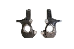 MaxTrac Suspension STEERING KNUCKLES (STAMPED/ALUMINUM) - 7" CROSSMEMBER KIT (BOX 1 OF 3)