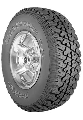 Cooper Discoverer S/T (LT) tire