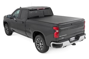 Tonneau Covers - Soft Roll Up Bed Cover | 6'7" Bed | Chevy/GMC Sierra 1500 (19-26)/Silverado 1500 (19-26)