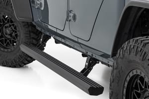 Running Boards & Rock Sliders - Power Running Boards | Jeep Gladiator JT 4WD (2020-2026)