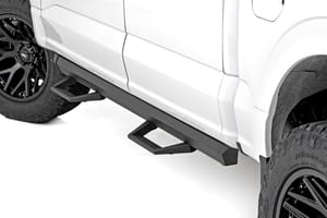 Rough Country SRL2 Adj Aluminum Step | Crew Cab | Ford F-150/Lightning/F-250/F-350/Raptor (15-26)