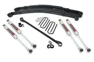 Rough Country 2.5 Inch Leveling Kit | Leaf Spring | M1 | Ford F-250/F-350 Super Duty (99-04)