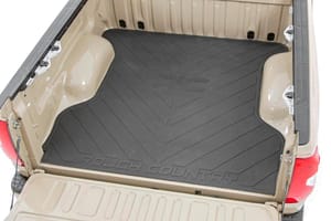 Rough Country Bed Mat | 5'7" Bed | RC Logo | Toyota Tundra 2WD/4WD (2007-2021)