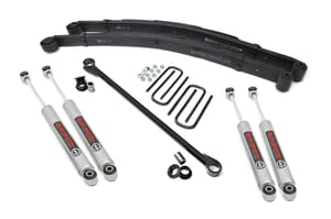 Rough Country 2.5 Inch Leveling Kit | Leaf Spring | Ford F-250/F-350 Super Duty 4WD (99-04)