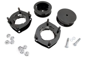 Rough Country 2 Inch Lift Kit | Jeep Grand Cherokee WK 2WD/4WD (2005-2010)