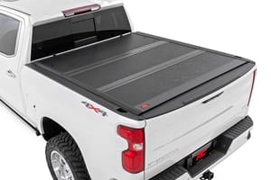 Tonneau Covers - Hard Low Profile Bed Cover | 6'7" Bed | Rail Cap | Chevy/GMC 1500/2500HD/3500HD (14-19 & Classic)