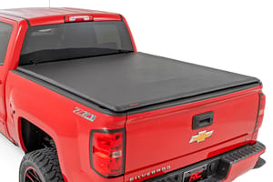 Tonneau Covers - Soft Roll Up Bed Cover | 5'9" Bed | Chevy/GMC 1500 (14-18 & Classic)