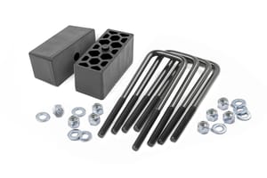 Suspension Accessories - 2.5 Inch Block & U-Bolt Kit | Chevy/GMC 1500 (99-25)