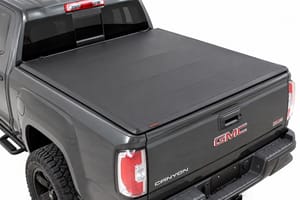 Tonneau Covers - Soft Tri-Fold Bed Cover | 5' Bed | Chevy/GMC Canyon/Colorado 2WD/4WD (15-22)