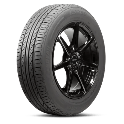 Landsail LS388 tire