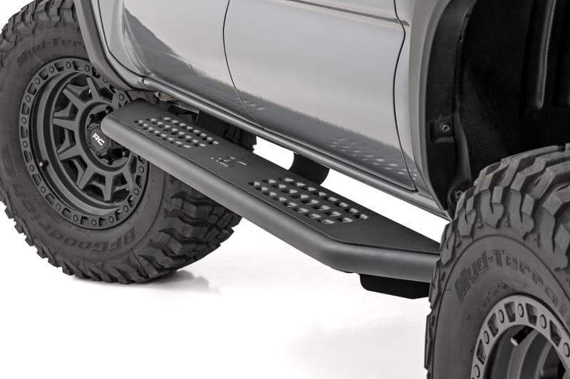 OV2 Running Boards | Side Step Bars | Crew Cab | Toyota Tacoma 2WD/4WD (16-23)