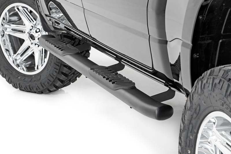 Oval Nerf Step | Crew Cab | Black | Ram 1500 (19-26)/1500 TRX (21-24)
